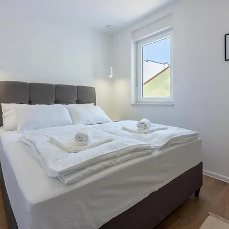 Luxury Apartments Lovorka 3 & 4***/**** Selce Exterior photo