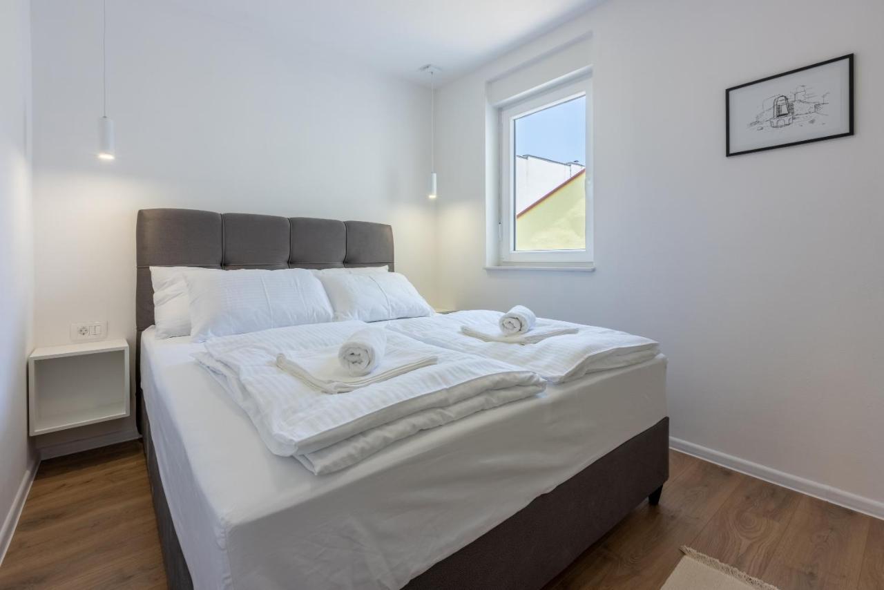 Luxury Lovorka 3 & 4***/**** Apartment