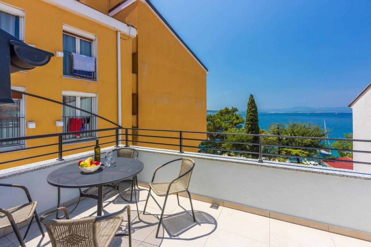 Apartment Luxury Lovorka 3 & 4***/**** *