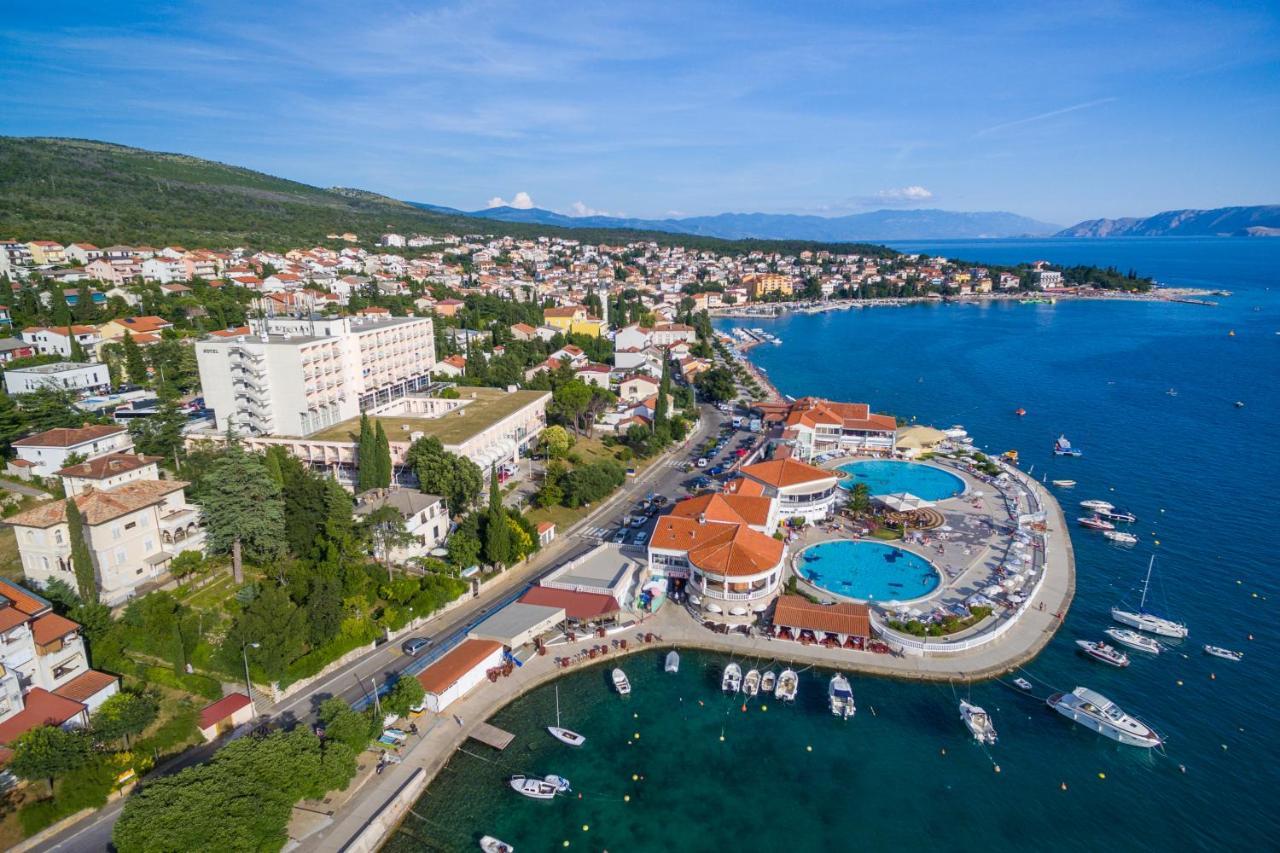 Apartment Luxury Lovorka 3 & 4***/****